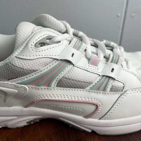 Vionic Oxford 23Walk Leather Women's Size 9.5 - Picture 3 of 6